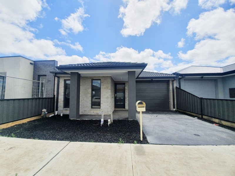 26 Schefflera Street, Craigieburn VIC 3064
