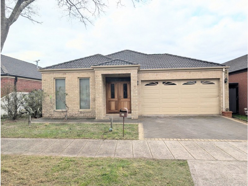 37 Long Island Circuit, Craigieburn VIC 3064