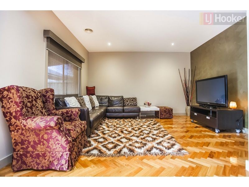 48 Burniston Avenue, Craigieburn VIC 3064