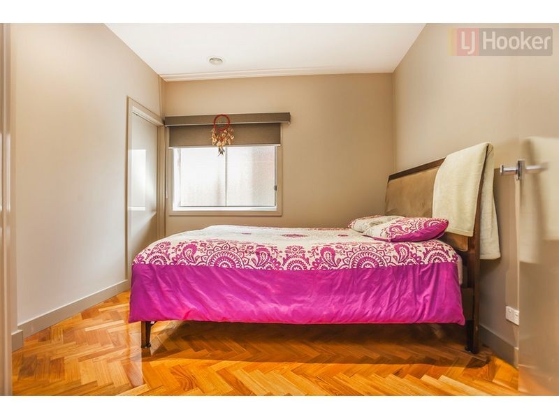 48 Burniston Avenue, Craigieburn VIC 3064