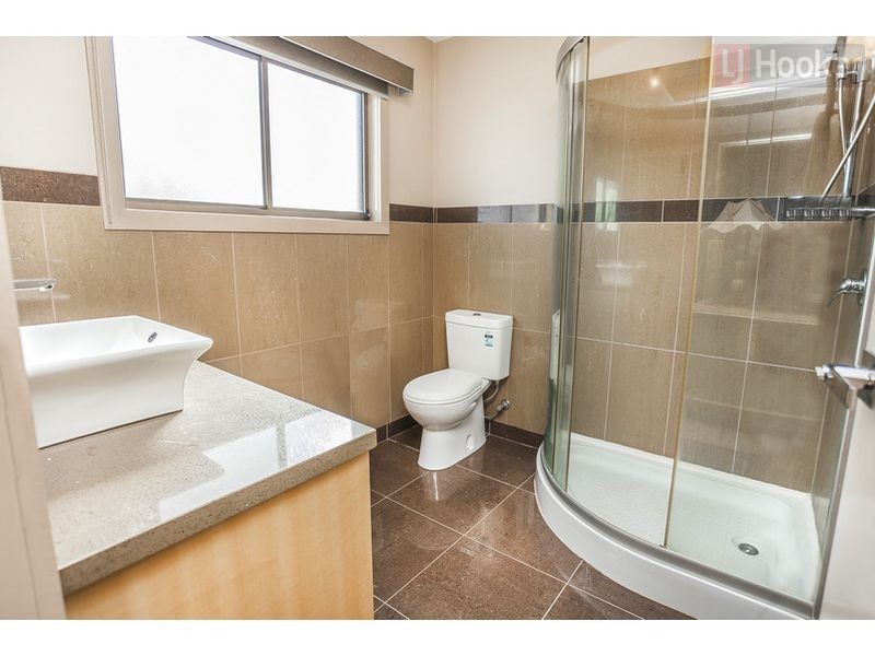 48 Burniston Avenue, Craigieburn VIC 3064