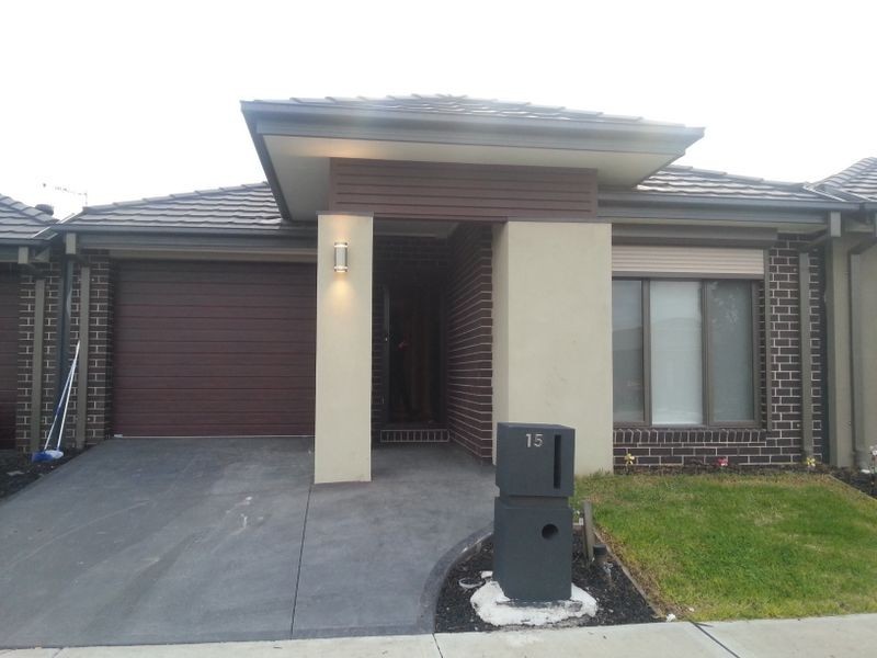 15 Fenland Street, Craigieburn VIC 3064