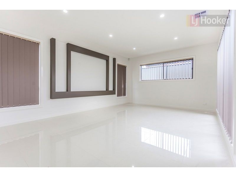 6 Style Way, Craigieburn VIC 3064