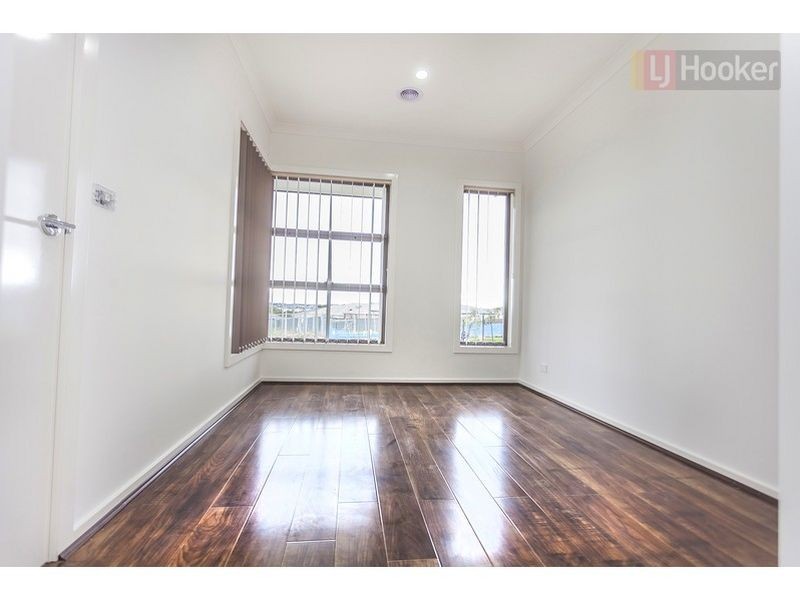 6 Style Way, Craigieburn VIC 3064