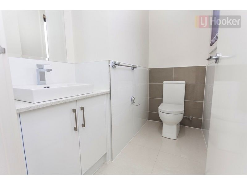 6 Style Way, Craigieburn VIC 3064