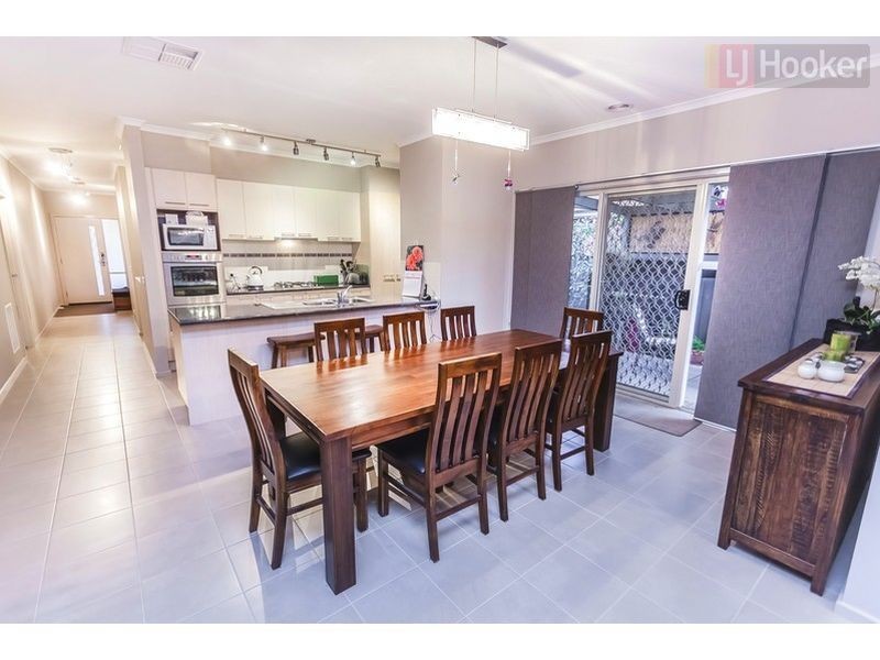 5 Meadow Street, Craigieburn VIC 3064