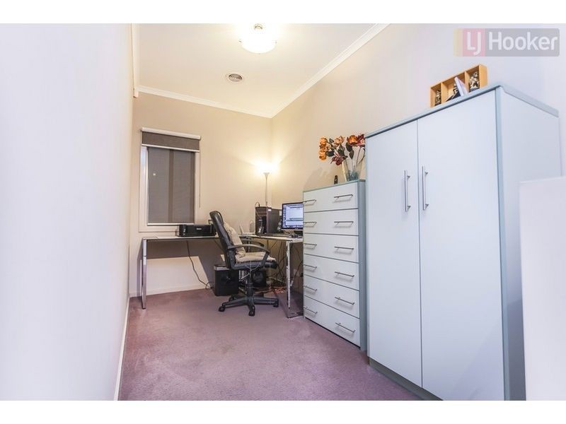 5 Meadow Street, Craigieburn VIC 3064