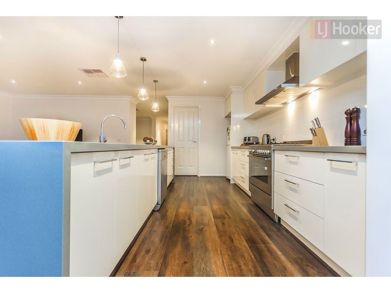 11 Fairhaven Avenue, Beveridge VIC 3753