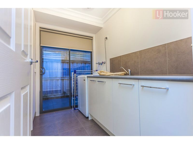 11 Fairhaven Avenue, Beveridge VIC 3753