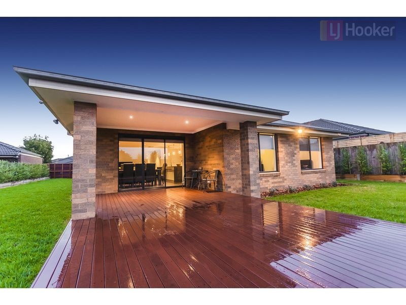 11 Fairhaven Avenue, Beveridge VIC 3753