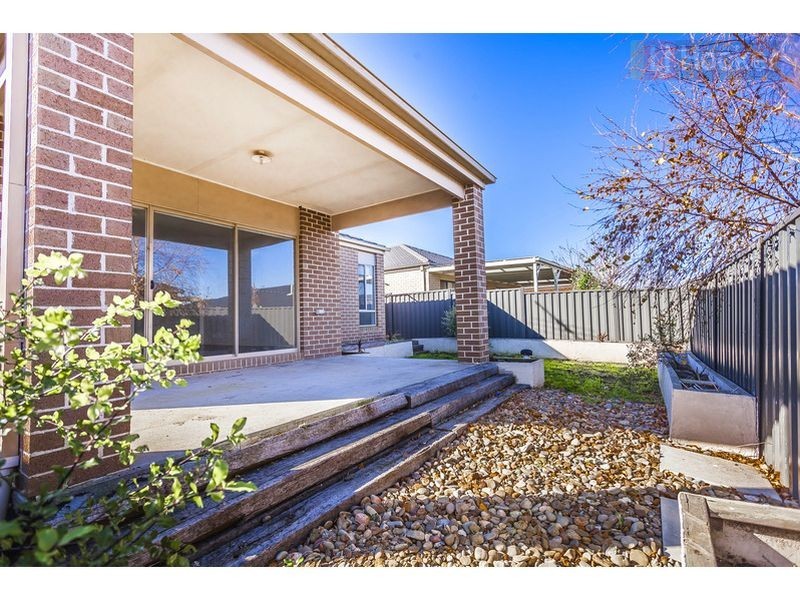 7 Cradle Mountain Drive, Craigieburn VIC 3064