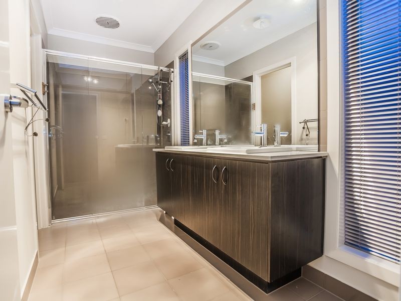 3 Parry Place, Craigieburn VIC 3064