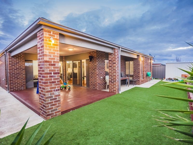 3 Parry Place, Craigieburn VIC 3064