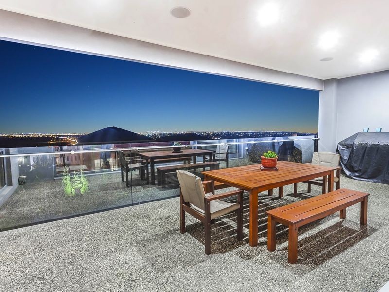 19 Parkside Rise, Craigieburn VIC 3064