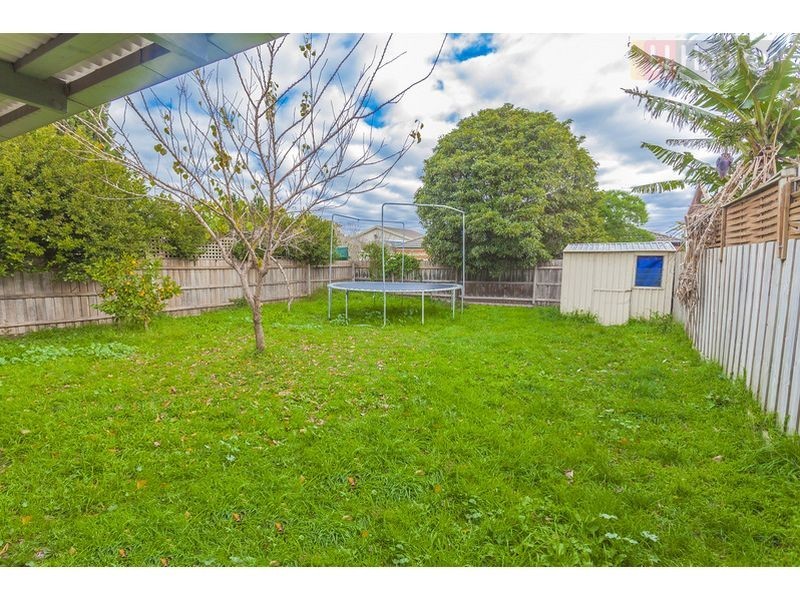 6 Gathray Court, Roxburgh Park VIC 3064