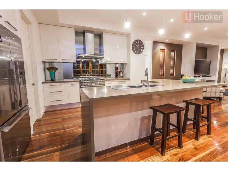 39 Mallard Cct, Craigieburn VIC 3064