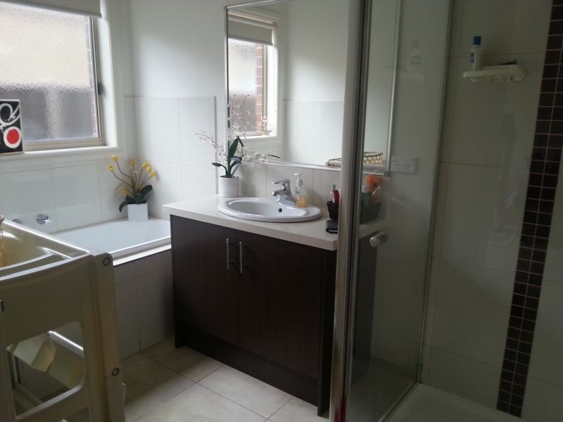 17 Acland St, Craigieburn VIC 3064