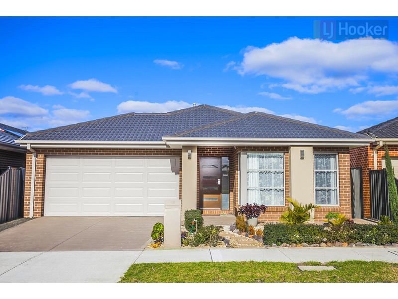 47 Biltmore Crescent, Roxburgh Park VIC 3064