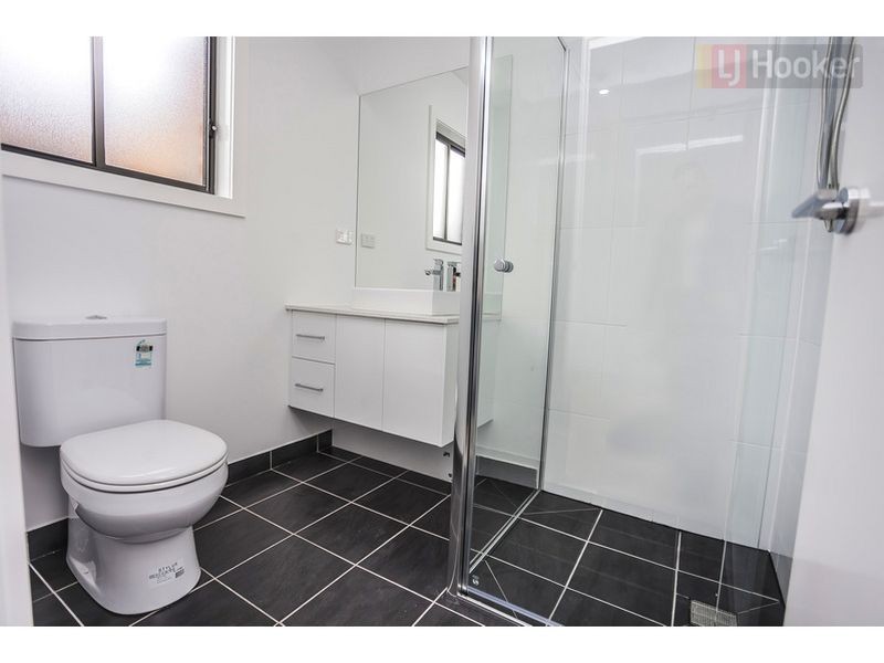 27 Travers Street, Craigieburn VIC 3064