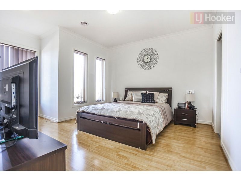 34 Villandry Street, Roxburgh Park VIC 3064