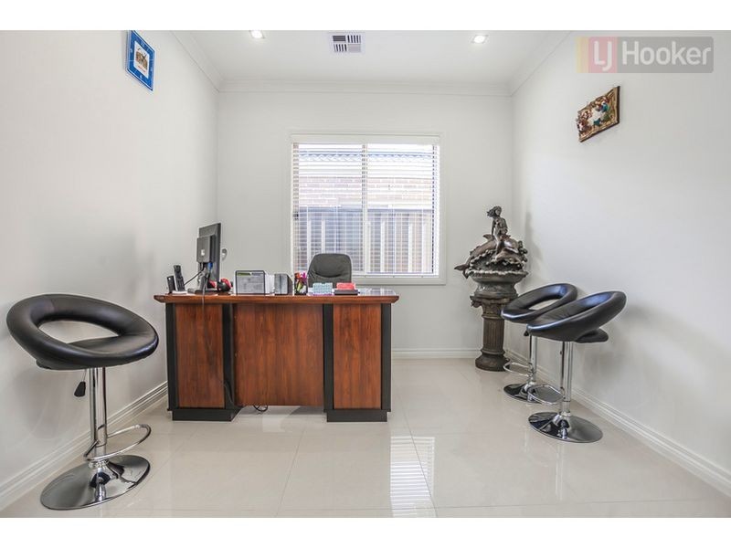 34 Villandry Street, Roxburgh Park VIC 3064