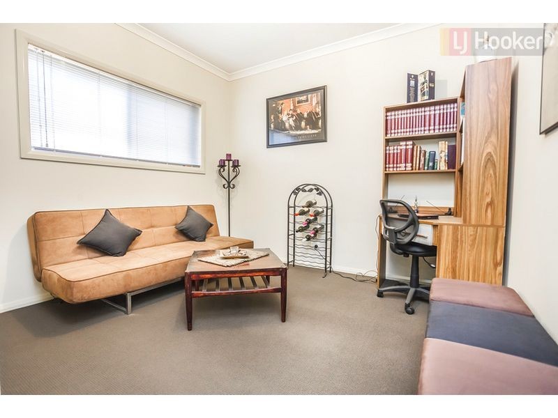 6 Blairgowrie Drive, Craigieburn VIC 3064