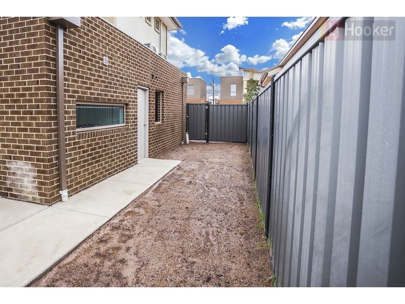 2 Saint Road, Craigieburn VIC 3064