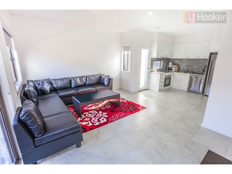 2 Gift Road, Craigieburn VIC 3064