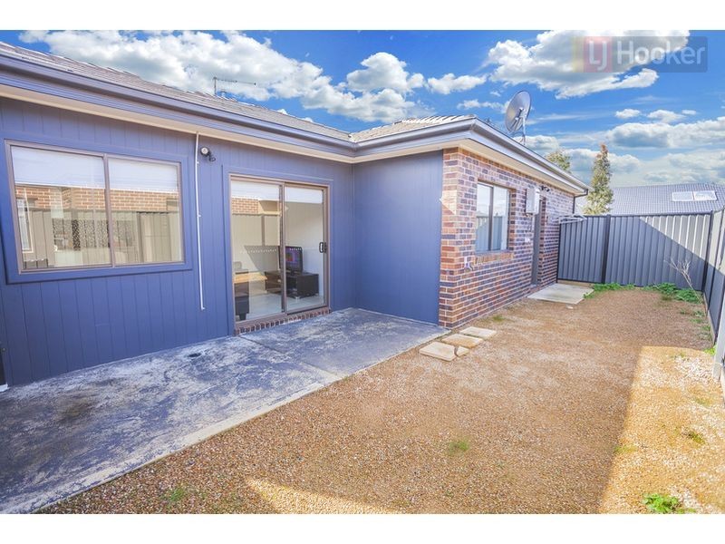 2 Gift Road, Craigieburn VIC 3064