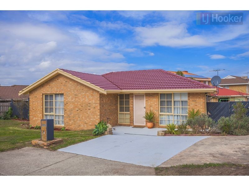 11 Wattle Close, Meadow Heights VIC 3048