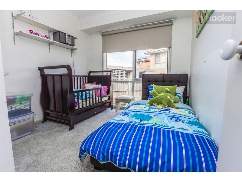 11 Wattle Close, Meadow Heights VIC 3048