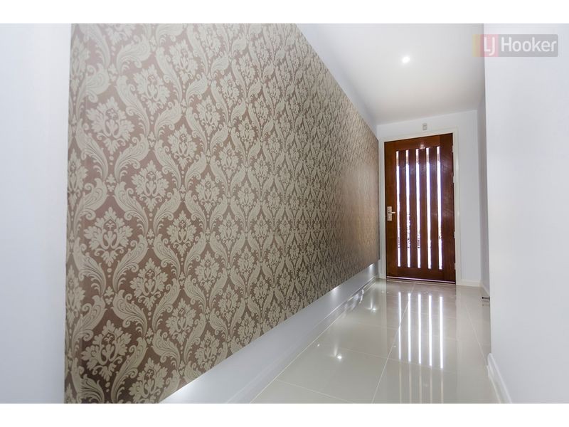 27 Penfold Street, Craigieburn VIC 3064