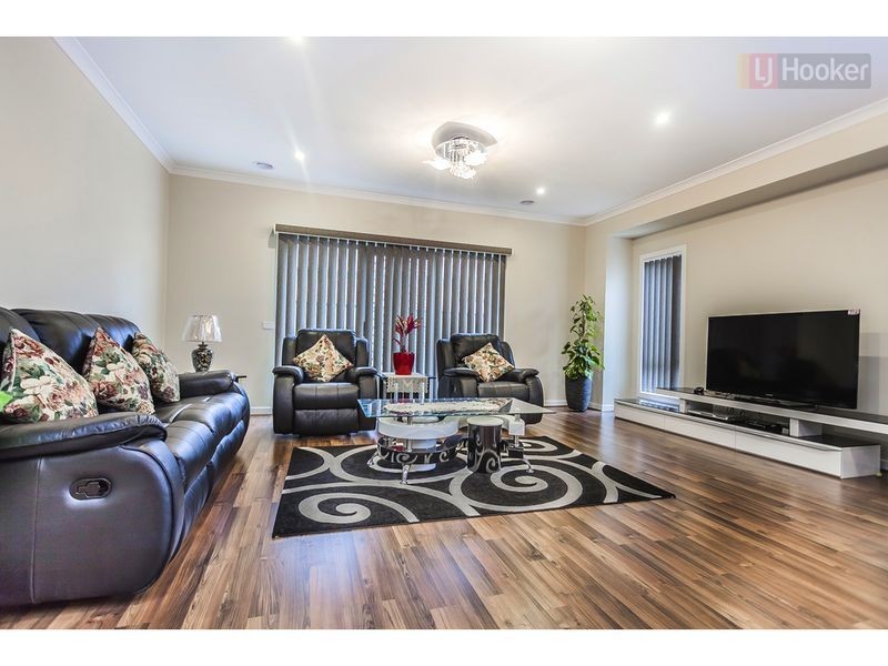 36 Baronial Way, Craigieburn VIC 3064