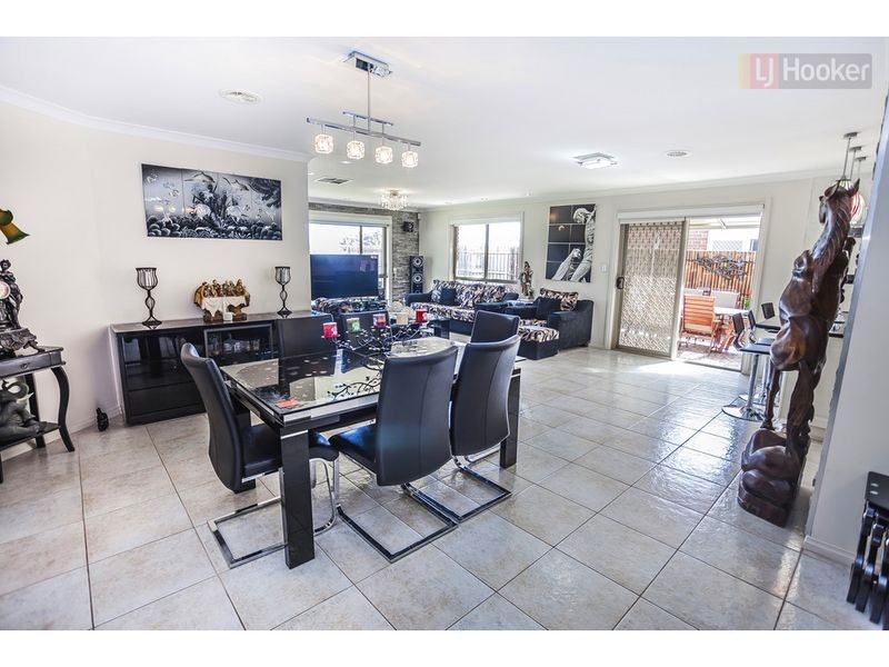 37 Wheatley Avenue, Roxburgh Park VIC 3064