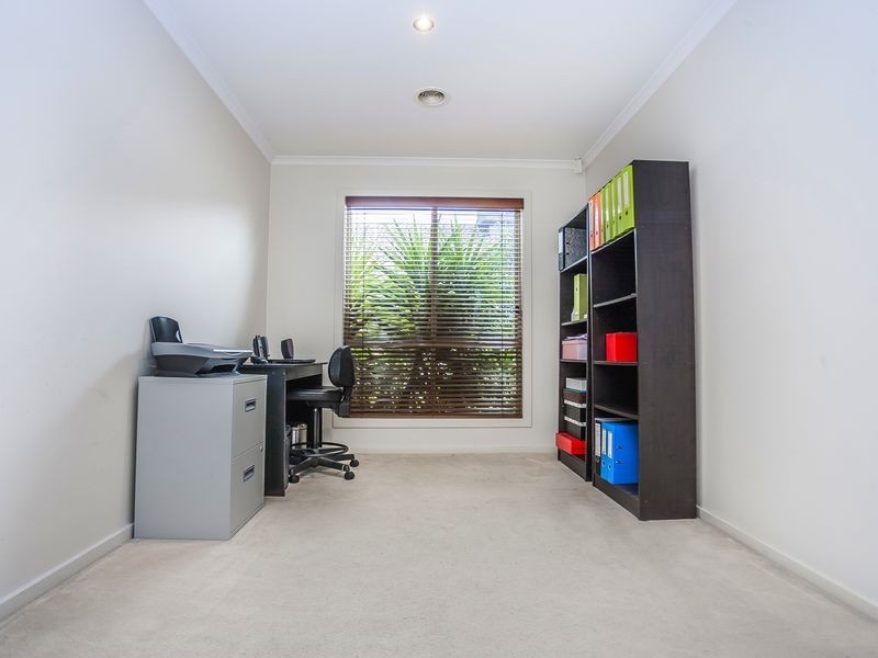 37 Creighton Way, Craigieburn VIC 3064