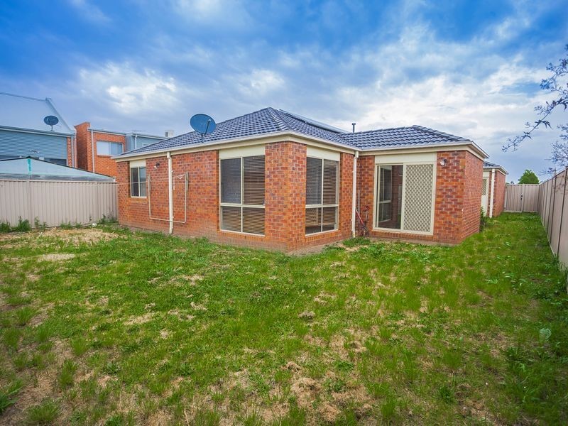37 Creighton Way, Craigieburn VIC 3064