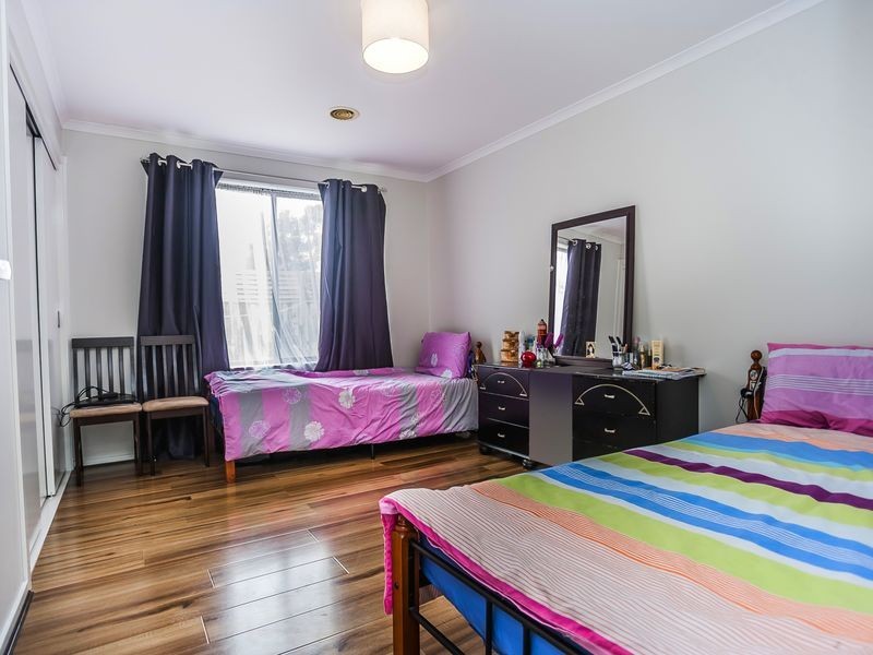 9 Addison Way, Roxburgh Park VIC 3064