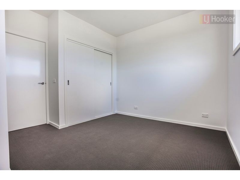 44 Furlong Street, Craigieburn VIC 3064