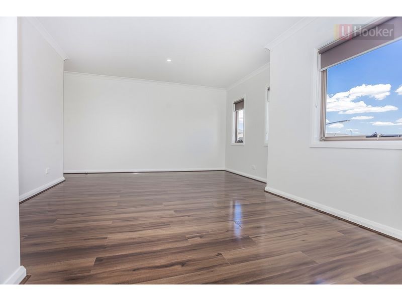 17 Euphoria Street, Craigieburn VIC 3064