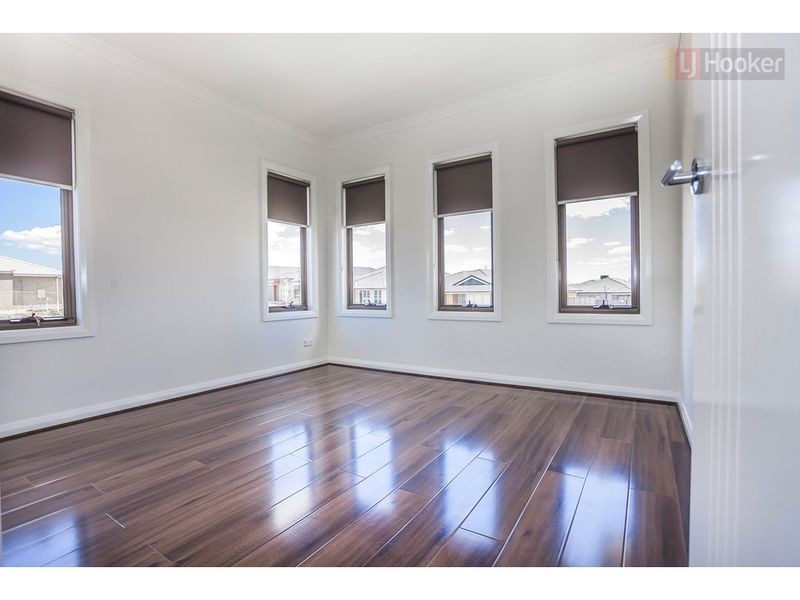 17 Euphoria Street, Craigieburn VIC 3064