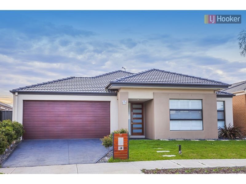 17 Allerton Way, Roxburgh Park VIC 3064