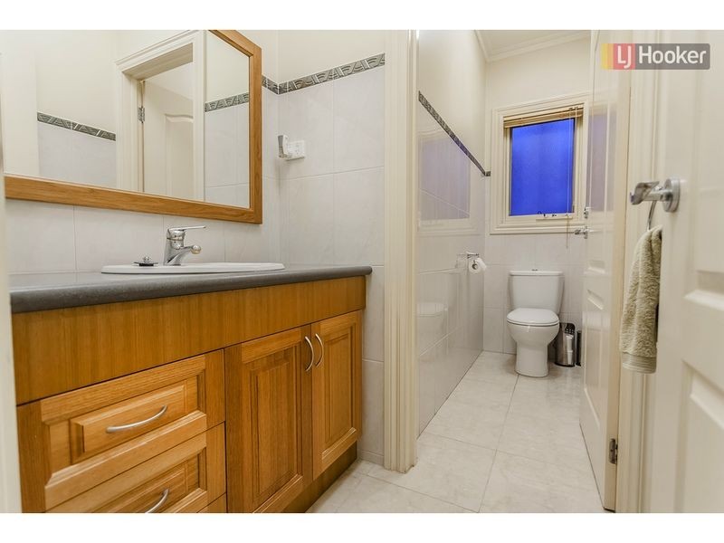 18 Excelsior Heights, Craigieburn VIC 3064