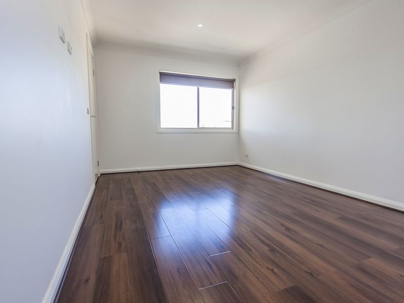 24 Spirited Circuit, Craigieburn VIC 3064