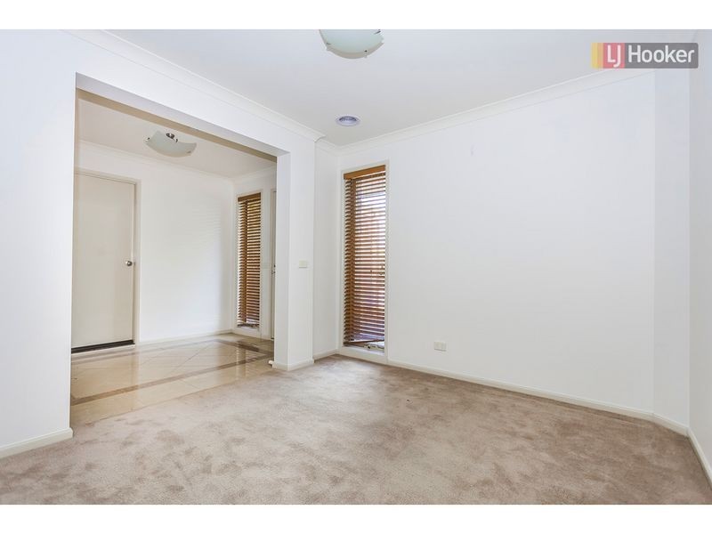 31 Hamilton Hume Parade, Craigieburn VIC 3064