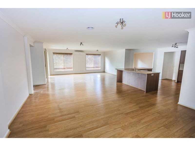 31 Hamilton Hume Parade, Craigieburn VIC 3064