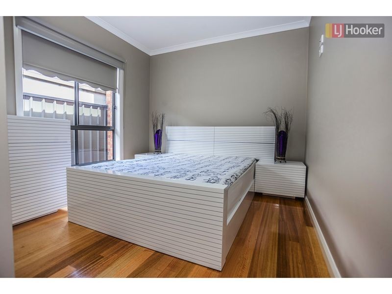 8 Hennessy Street, Craigieburn VIC 3064