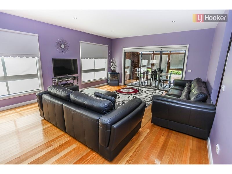 8 Hennessy Street, Craigieburn VIC 3064