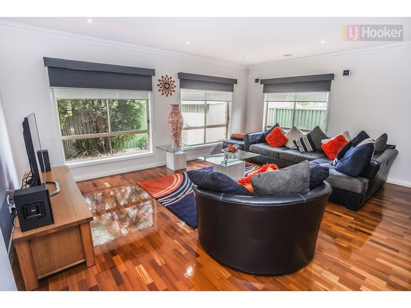 5 Hawthorn Lane, Craigieburn VIC 3064