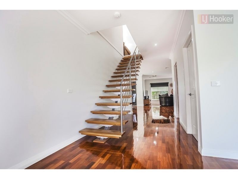 5 Hawthorn Lane, Craigieburn VIC 3064