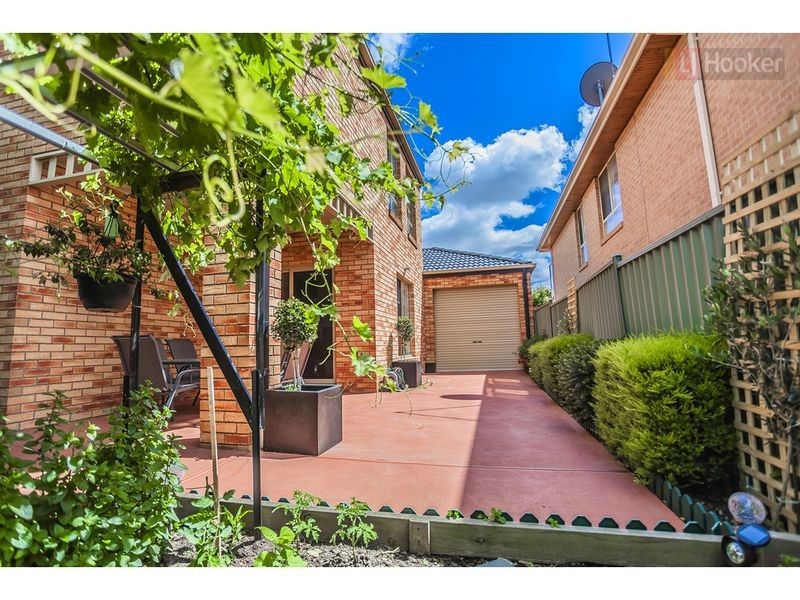 5 Hawthorn Lane, Craigieburn VIC 3064